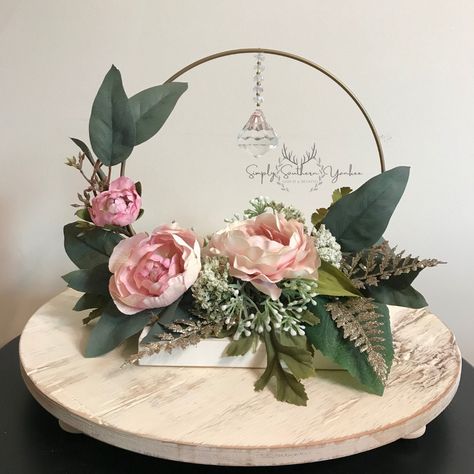 Engagement Table Centerpieces, Peonies Wedding Decoration, Blush Pink And Gold Wedding, Wedding Peonies, Hoop Centerpiece, Crystal Centerpieces Wedding, Boho Centerpiece, Pink Wedding Centerpieces, Pink And White Wedding