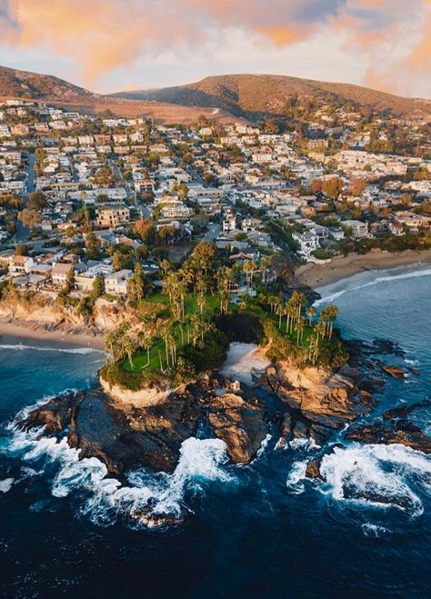 Laguna Beach, California ☀️  📸@uwo/IG #lagunabeach #california