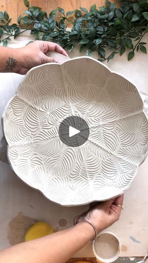 Clay Platter, Handmade Clay Pots, Ceramics Bowls Designs, Pottery Molds, Pottery Sale, Functional Ceramics, Pottery Patterns, Handmade Ceramics Plates, Foot Ring