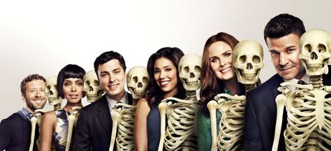 Bones Cast Season 10 TJ Thyne, Tamara Taylor, John Francis Daley, Michaela Conlin, Emily Deschanel and David Boreanaz Tj Thyne, Michaela Conlin, Bones Series, Fox Bones, Seeley Booth, Temperance Brennan, Bones Tv Series, Booth And Bones, Booth And Brennan