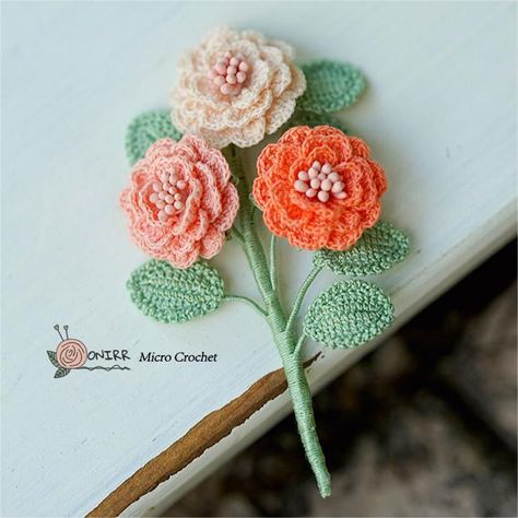 Onirr Micro Crochet Handmade Rose Brooch The Onirr micro crochet brooch is composed of three hand-woven roses and some green leaves. Its color combination and pattern design draw on the beauty of nature, demonstrating a sense of tranquility and relaxation. You can buy it in our store——onirr.com ------------------------------------------------------------------------------ #handmadegifts #diygifts #microcrochetjewellery #crochetgift #crochet #handmadecrafts #crocheting #handmade #microcrochet... Pattern Design Drawing, Micro Crochet, Crochet Brooch, Rose Brooch, Handmade Rose, The Beauty Of Nature, Three Hands, Crochet Handmade, Crochet Gifts