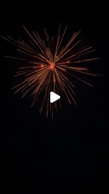 @9three3four on Instagram: "Diwali 2023 🔥 #diwali #india #festival #reelsinstagram #reelsindia #reels #trending" Diwali Reels, Diwali India, India Festival, Goddess Lakshmi, Diwali, Instagram Profile, India, Festival, On Instagram