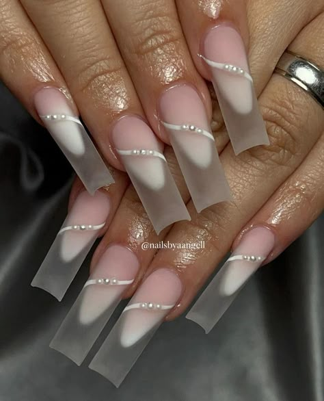 Nail Inspo For Homecoming, Nurse Nails Acrylic, Nude Nails With White Design, Short Baddie Nail Designs, Nude And White Nail Designs, 90s French Tip, Classy Cute Nails, Japan Inspired Nails, Bridesmaid Nail Ideas