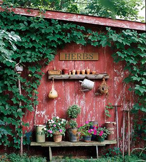 pretty Homemade Garden Decorations, Deco Champetre, Earthship, Decor Minimalist, Rustic Gardens, Country Gardening, Backyard Decor, Garden Shed, Dream Garden