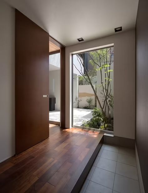 Houses In Japan, Interior Design Per La Casa, Patio Interior, Japanese Interior, Design Exterior, Nagasaki, Architect House, Interior Garden, Design Del Prodotto