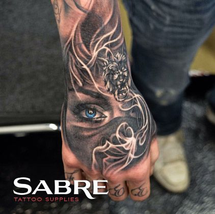 Sabre Tattoo Supplies Martin Sjoberg Geisha Tattoos, Unique Hand Tattoos, Herren Hand Tattoos, Beach Tattoos, Side Hand Tattoos, Full Hand Tattoo, Skull Hand Tattoo, Design Tattoos, Hand Tats