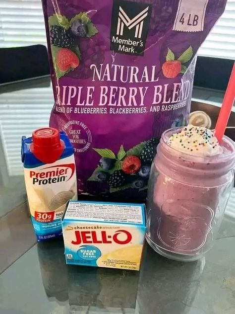 Protein shake Recipes & Meal Ideas | High protein and delicious 😋  | Facebook Protein Mix Recipes, Bariatric Protein Shakes, Protien Shake Recipes, Premier Protein Shake, Easy Protein Shakes, Protein Drink Recipes, Premier Protein Shakes, Protein Powder Shakes, Protein Fruit