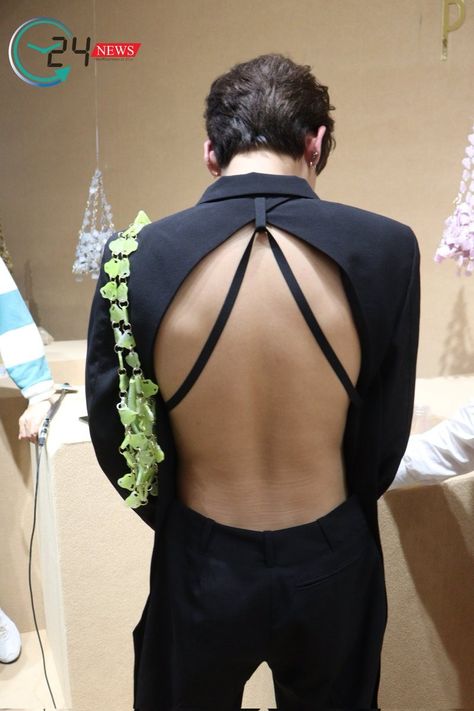 Backless Suit Men, Unique Prom Outfits For Guys, Unique Prom Outfits, Kny Outfit, Guys Prom Outfit, Guys Prom, Prom Outfits For Guys, Atthaphan Phunsawat, Backless Outfit