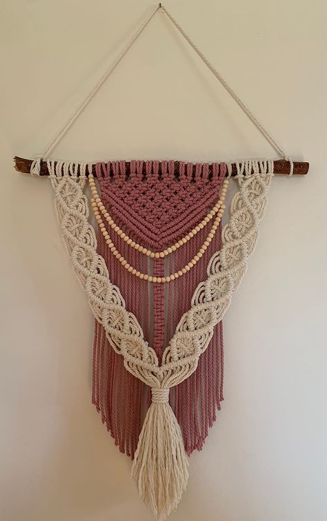 Vintage Macrame Wall Hanging, Easy Macrame Wall Hanging, Macrame Wall Hanging Ideas, Western Room, Driftwood Macrame, Art Macramé, Boho Crafts Diy, Makramee Diy, Macrame Wall Hanging Diy