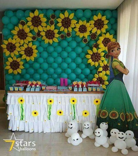 Snow Birthday Party, Frozen Fever Birthday, Frozen Fever Party, Anna Birthday Party, Seven Stars, Frozen Summer, Disney Frozen Party, Frozen Theme Party, Girl Birthday Decorations