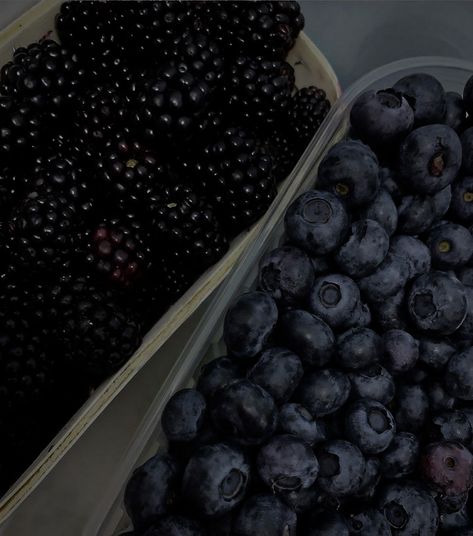 Blueberries Aesthetic, Blueberry Aesthetic Vintage, Blueberry Astetic, Blueberry Ice Cream Aesthetic, Blue Berry's Aesthetic, Blueberry Oatmeal Aesthetic, Cherry Wine, Lactose Intolerant, Wine Dinner