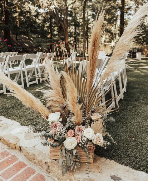 Wedding Flower Arrangements With Pampas, Boho Arch Floral Arrangements, Do It Yourself Wedding Flowers, Boho Wedding Greenery, Wedding Flower Decorations Receptions, Bridal Portrait Display At Reception, Boho Chic Flower Arrangements, Diy Pampas Grass Arrangement For Arch, Western Aisle Decor