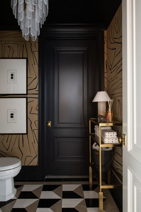 PARCELL HOME — Alice Lane Interior Design All Black Bathroom, Modern Classic Bathroom, Bold Bathroom, Franklin Homes, Bathrooms Ideas, Alice Lane, Black Toile, Powder Room Design, Ideal Bathrooms