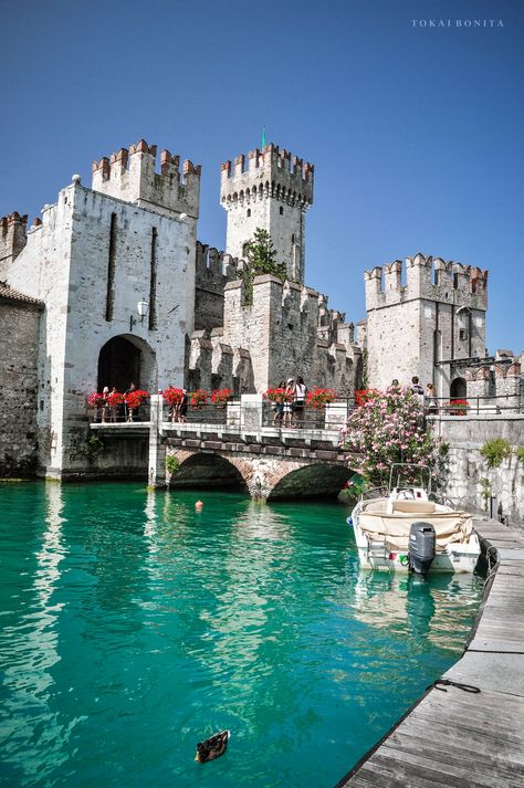 Sirmione Lake Garda, September Travel, 10 Days In Italy, Lake Garda Italy, Garda Italy, Travel Picture Ideas, Italian Lakes, European Castles, Verona Italy