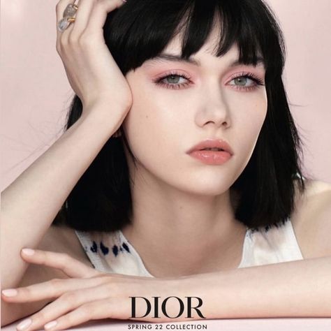 Dior Beauty Campaign, Sofia Steinberg, Androgynous People, Beauty Campaign, International Model, Dior Beauty, Top Models, Dark Photography, Beauty Editorial