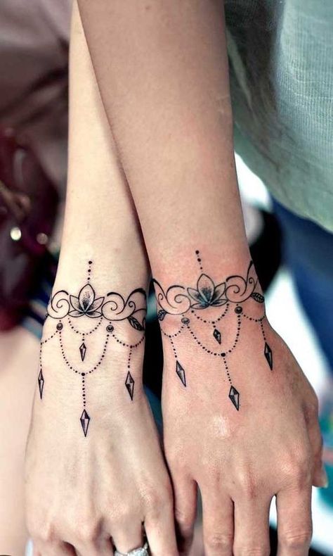 Thinking Tattoo, Tato Mandala, Mandala Wrist Tattoo, Wrist Bracelet Tattoo, Anklet Tattoos, Cat Tattoos, Japanese Tattoos, Hand Tattoos For Women, Indian Tattoo