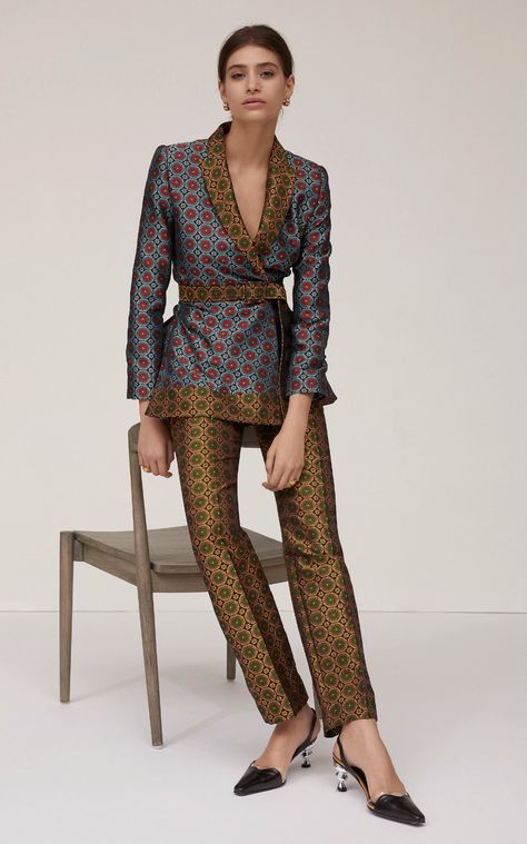 Click product to zoom Jacquard Jacket, Batik Fashion, Woman Suit Fashion, Designer Dresses Indian, Fabulous Fashion, Suit Fashion, Global Fashion, Designer Outfits Woman, Couture Fashion