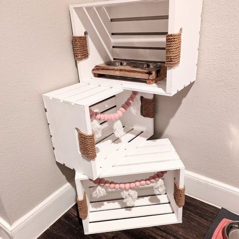 Diy Crate Cat Tree, Wooden Crate Cat Tower, Wood Crate Cat Tree, Diy Cat Tower Plans, Crate Cat Bed, Cat Crate Bed, Diy Cat Furniture, Diy Cat Tower, Cat Room Decor