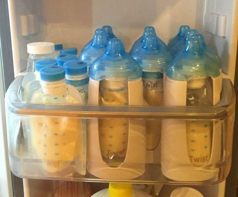 Kiinde bottles full of breast milk on a fridge shelf. Fridge Shelf, Exclusively Pumping, Fridge Shelves, Mom Help, Breast Pumps, Breast Milk, Cool Baby Stuff, Baby Stuff, Dish Soap Bottle