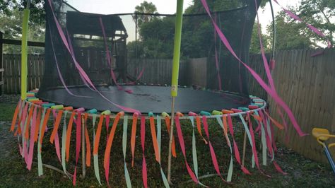 Trampoline decor Trampoline Decorations Birthday Parties, Trampoline Decorations Ideas, Decorate Trampoline For Party, Trampoline Decor, Trampoline Birthday Party Ideas, Trampoline Fort, Beltane Celebration, Birthday Party Backyard, Kids Pool Party Birthday