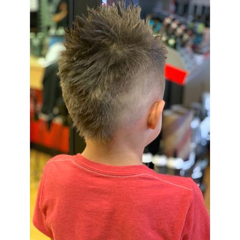 🤘🏼🤘🏼MOHAWK MONDAY 🤘🏼🤘🏼 this little man is rocking this style! Awesome haircut Anna! 👏🏼 #backtoschool #sportclips #sportclipsstylist… | Instagram Fohawk Haircut For Boys, Patrick Mahomes Haircut, Boys Haircut Trendy Long On Top, Toddler Mohawk, Boys Undercut, Soccer Players Haircuts, Fohawk Haircut, Boys Cut, Boy Cuts