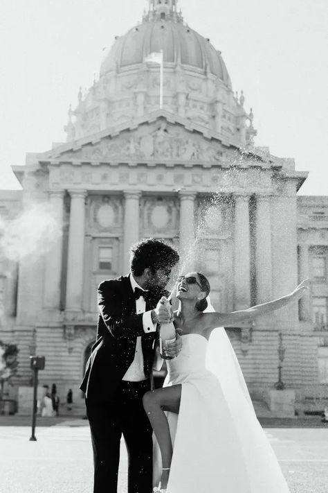 Sf City Hall Elopement, Bride Groom Photoshoot, Wedding Group Photos, City Hall Wedding Photos, Elopement California, Classy Engagement Photos, Modern Elopement, City Wedding Photos, Groom Photoshoot