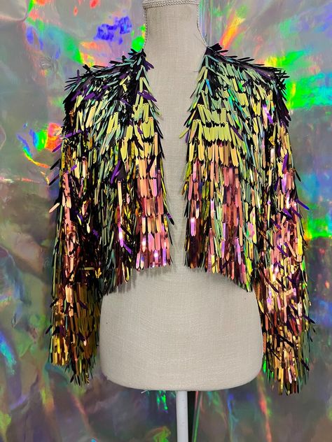 Tinsel Jacket Diy, Diy Tinsel Jacket, Iridescent Outfit, Sequin Clothes, Stage Aesthetic, Tinsel Jacket, Holographic Christmas, Sequence Jacket, Sparkly Jacket