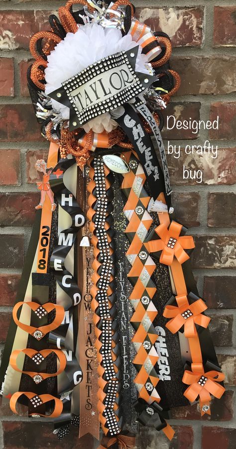 Texas Mums, Homecoming Mums Senior, Homecoming Corsage, Texas Homecoming Mums, Football Mums, Homecoming Garter, Homecoming Spirit, White Mums, Senior Crown