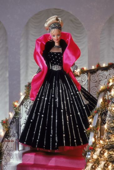 Muñeca barbie Happy Holidays 1990s Barbie Dolls, Happy Holidays Barbie, Barbie Collector Dolls, Christmas Barbie, Barbie Gowns, Im A Barbie Girl, Holiday Barbie, Barbie Toys, Barbie Vintage