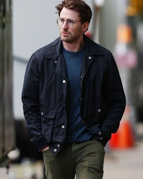 Robert Pattinson Style, Christopher Evans, Christopher Robert Evans, Mood Clothes, Steve Rogers Captain America, Robert Evans, Captain My Captain, Chris Evans Captain America, Harrison Ford