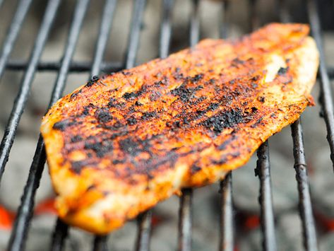 Blackened Chicken from Serious Eats Blog.  This is our fourth try of blackened chicken and the best.  I just omit the cayenne. Grilled Blackened Chicken, Blackened Chicken Sandwich, Chicken Breast Sandwich Recipes, Blackened Chicken Recipe, Chicken Breast Sandwich, Summertime Food, Grilled Chicken Breast Recipes, Chicken Sandwich Recipe, Chicken Rub