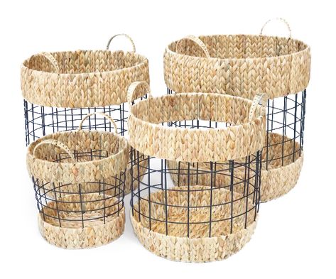 Basket Lampshade, Basket Weaving Patterns, Prom Decor, Rope Crafts Diy, Bedroom False Ceiling Design, Diy Basket, Rope Crafts, Water Hyacinth, False Ceiling Design