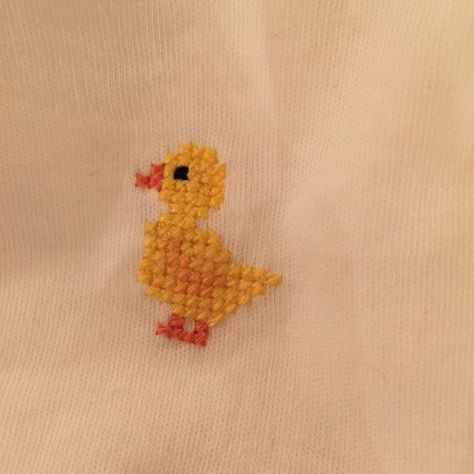 Duck Outline, Duck Embroidery, Little Duck, French Knot, Diy Clothing, Youth Group, Embroidery Floss, Baby Love, Diy Clothes