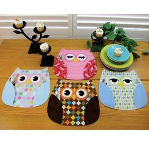 Owl placemats Owl Patterns Free Printables, Owl Coasters, Place Mats Quilted, Placemats Patterns, Owl Crafts, Owl Patterns, Table Runner And Placemats, Place Mats, Mug Rug