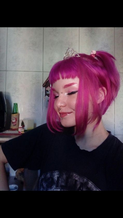 Pink hair egirl tattoo piercings body mod icon makeup Pink Hair Dark Eyebrows, Hot Pink Hair Makeup, Pink Hair Pink Eyebrows, Light Magenta Hair, Pink Hair With Fringe, Two Toned Pink Hair, Pink Hair And Eyebrows, Short Magenta Hair, Pink Hair Y2k