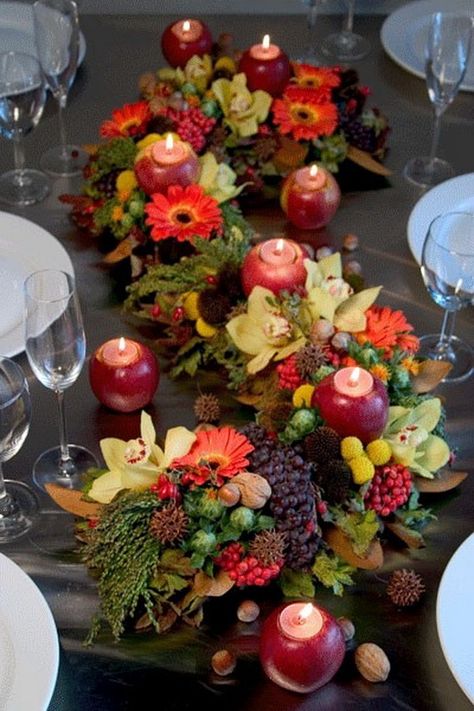 Fall Centerpiece Ideas | Elegant Fall and Autumn Centerpieces Decoration Ideas | Family Holiday Thanksgiving Table Settings Diy, Flowers And Candles, Candles Flowers, Halloween Decor Diy, Flowers Candles, Thanksgiving Tablescape, Diy Halloween Decor, Apple Candles, White Halloween