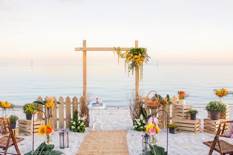 Country Chic Set Up Smathers Beach Key West Ceremony on Smathers Beach by Say Yes in Key West and Reception at the Sheraton Suites Key West http://www.sheratonkeywest.com/key-west-weddings Beach Wedding Bridesmaid Dresses Coral, Wedding Setup Ideas, Beach Wedding Yellow, Types Of Arches, Autumn Outdoor Wedding, Frangipani Wedding, Budget Beach Wedding, Beach Wedding Setup, Beach Wedding Guest Attire