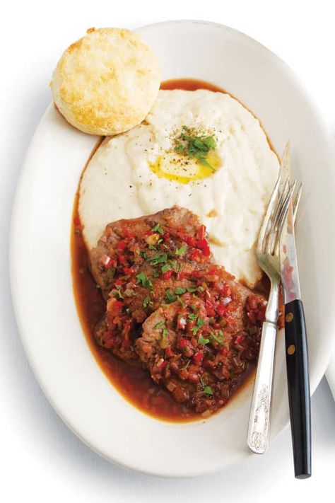 Our Best Cornmeal Recipes Grillades And Grits, Cornmeal Recipes, Red Gravy, Pork Medallions, Southern Breakfast, Creole Cooking, Mardi Gras Food, Grits Recipe, Corned Beef Hash