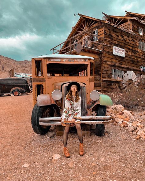 Wíra Jarlegó on Instagram: “Just out here living my cowgirl dreams ���🐿🍂 #NelsonGhostTown” Cowgirl Ghost Photoshoot, Western Gas Station Photoshoot, Western City Photoshoot, Nelson Ghost Town Photoshoot, Ghost Town Arizona, Nelson Ghost Town, Summer Photoshoot, Ghost Towns, Senior Photos