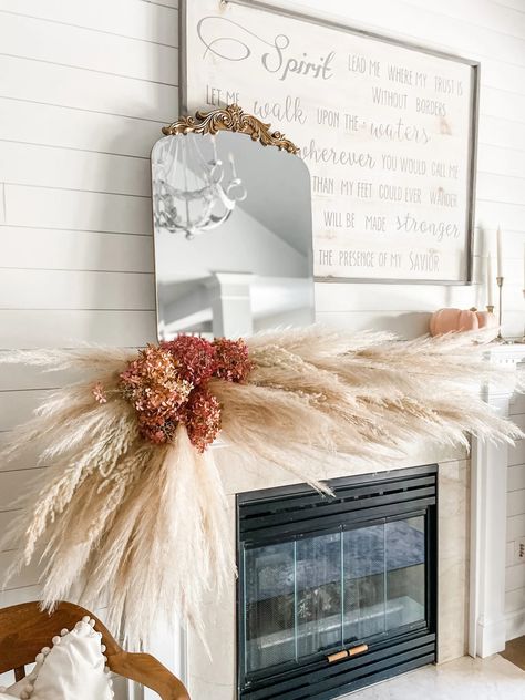 Fall Decor Pampas, Fall Pampas Arrangement, Pampas Mantle Decor, Pompous Grass Fall Decor, Pampas Grass Mantle Decor, Pampas Grass Mantle, Pampas Grass Fireplace Mantle Decor, Pompus Grass Fall Decor, Pampas Grass Fall Decor