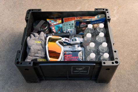 Assembling a Cold Weather Vehicle Emergency Kit - Expedition Portal Vehicle Survival Kit, Winter Car Emergency Kit Cold Weather, Cold Weather Car Kit, Vehicle Emergency Kit, Emergency Bag For Car, Winter Car Emergency Kit, Winter Emergency Kit, Winter Car Kit, Cold Weather Survival