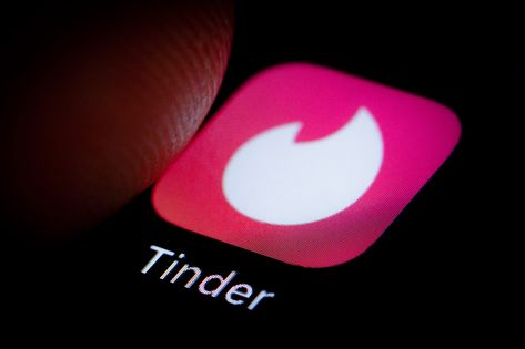 Tinder Adds Panic Button To Save Users From Dangerous Dates Tinder App, الوطن العربي, Tinder Dating, International Dating, Epic Fails Funny, Dating Apps, Epic Fails, Snapchat Stories, Fox News