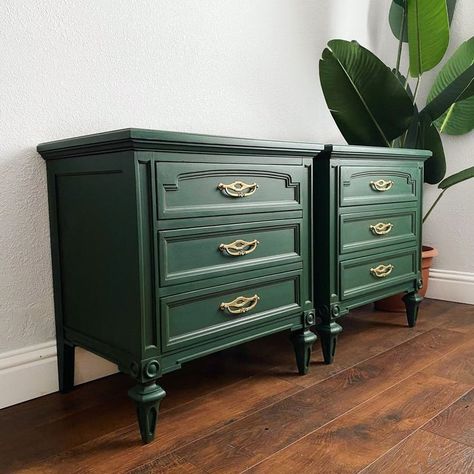 Emerald Green Nightstands, Emerald Green Side Table, Emerald Dresser Painted Furniture, Painted Mid Century Furniture Green, Dark Green End Table, Deep Green Painted Furniture, Emerald Green Bedroom Furniture, Dark Green Nightstands, Emerald Green Nightstand