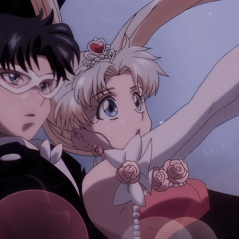 Usagi and Mamoru Matching Icons Mamoru And Usagi Icons, Salior Moon Matching Icons, Usagi And Mamoru Matching Icons, Usagi X Mamoru Matching Icons, Sailor Moon Matching Icons, Sailor Moon Matching Pfp, Matching Pfp Best Friends, Pfp Best Friends, Usagi X Mamoru