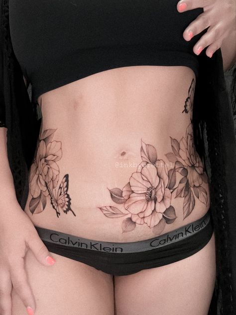 #tummytucktattoo #coverup #flowertattoo #miamitattoos #tattooideas #womentattoos Abdominal Tattoos, Tummy Tucks Tattoo Cover Up, Stomach Tattoos For Women, Best Thigh Tattoos, Delicate Feminine Tattoos, Thigh Tattoos For Women, Tummy Tattoo, Stomach Tattoos Women, Mastectomy Tattoo