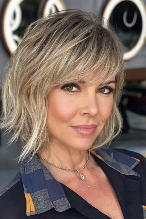 Side Bangstyle Hair Short, Short Hair With Bangs Over 40, Women’s Hairstyles With Bangs, Choppy Bob With Bangs Over 40, Inverted Bob With Curtain Bangs, Blonde Hair Cuts Short, Bob Hairstyles With Fringe Over 50, Ideas For Short Hairstyles, Medium Bob With Side Bangs Over 40