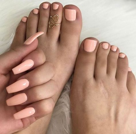 Mani Pedi Combos to Try This Spring - Alyce Paris Mani Pedi Combos, Peach Nails, Toe Nail Color, Gray Nails, Blue Nail, Toe Nail Designs, Pedicure Nail Art, Summer Nails Colors, Pastel Nails