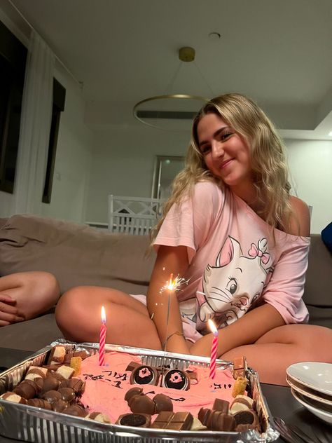 The Messy Birthday, Messy Birthday Aesthetic, Messy Birthday, Cute Birthday Pictures, 12th Birthday, Birthday Pictures, Sweet 16, Birthday Ideas, Birthday