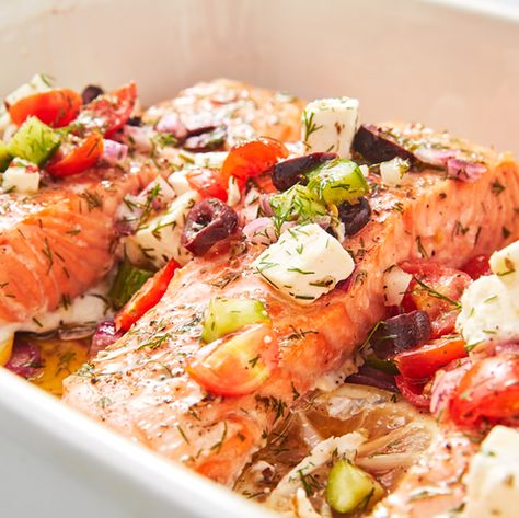 Greek Salmon Recipe, Greek Salmon, Saturday Lunch, Mediterranean Meals, Quick Food, Healthy Diets, Whole30 Dinners, Seafood Recipes Healthy, Healthiest Seafood