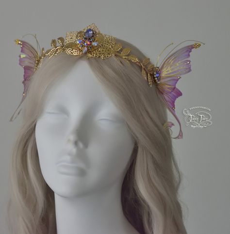 Fairy Crowns Diy, Fairy Headpiece, Halloweenský Makeup, Fantasy Crown, Fairy Circle, Rose Colors, Mermaid Core, The Aurora Borealis, Ren Fair